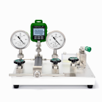 HS710 Hydraulic Comparator