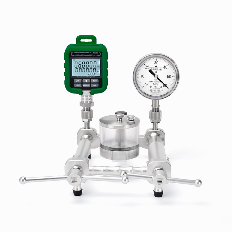 HS711A Hydraulic Comparator