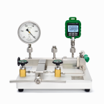 HS728 Hydraulic Comparator