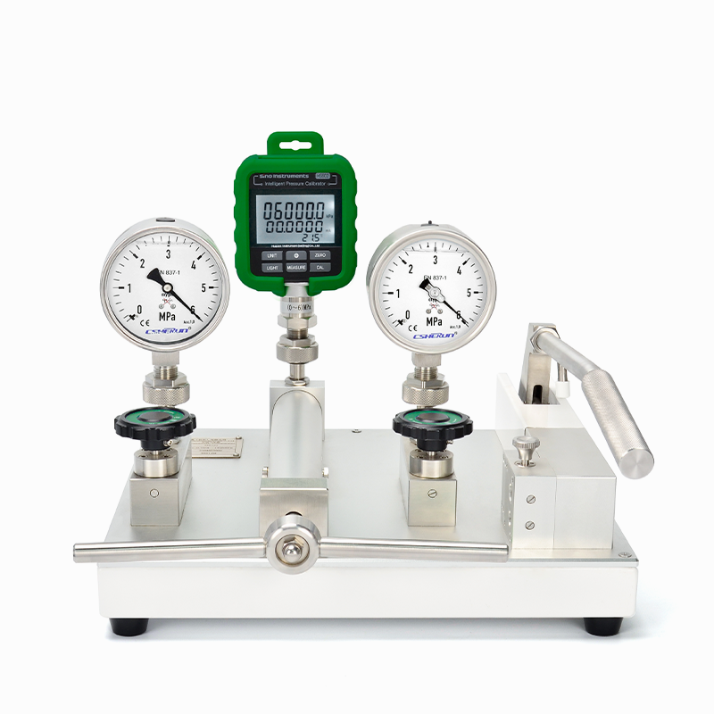 HS721 Pneumatic Comparator