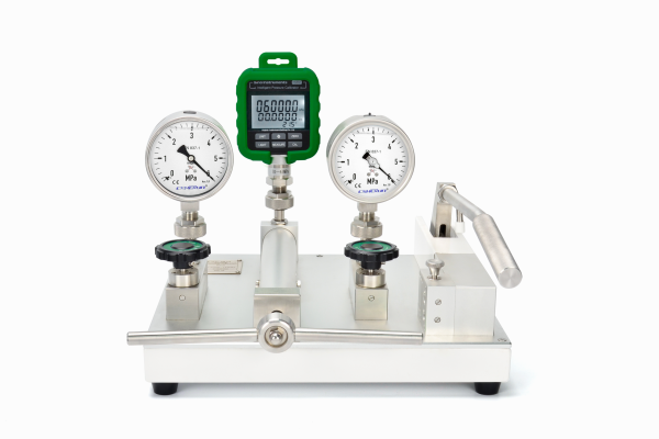 HS721 Pneumatic Comparator