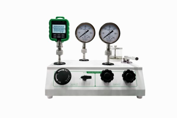 HS319 Electric Pressure comprator ( Distilled water)